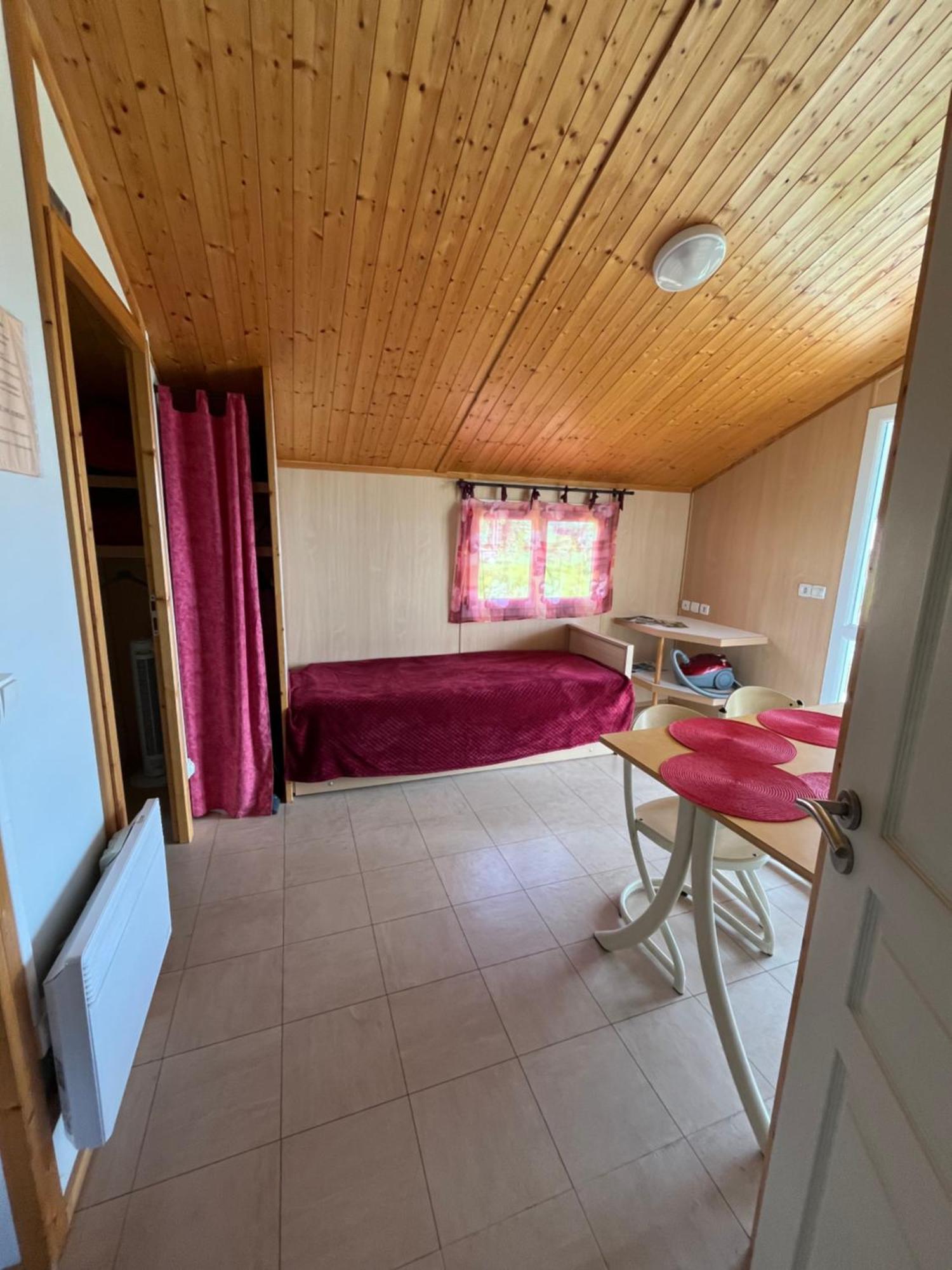 Les Chalets Du Piou Bussieres  Esterno foto